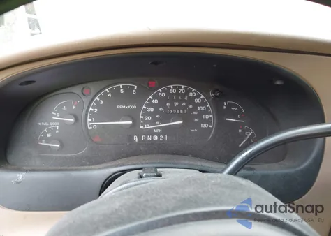 2000 Mercury Mountaineer z USA, uszkodzony, nr VIN 4M2ZU86P3YUJ36720